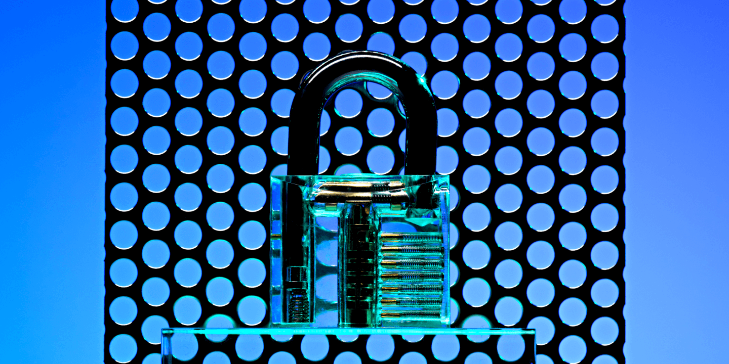 Missing alt text value